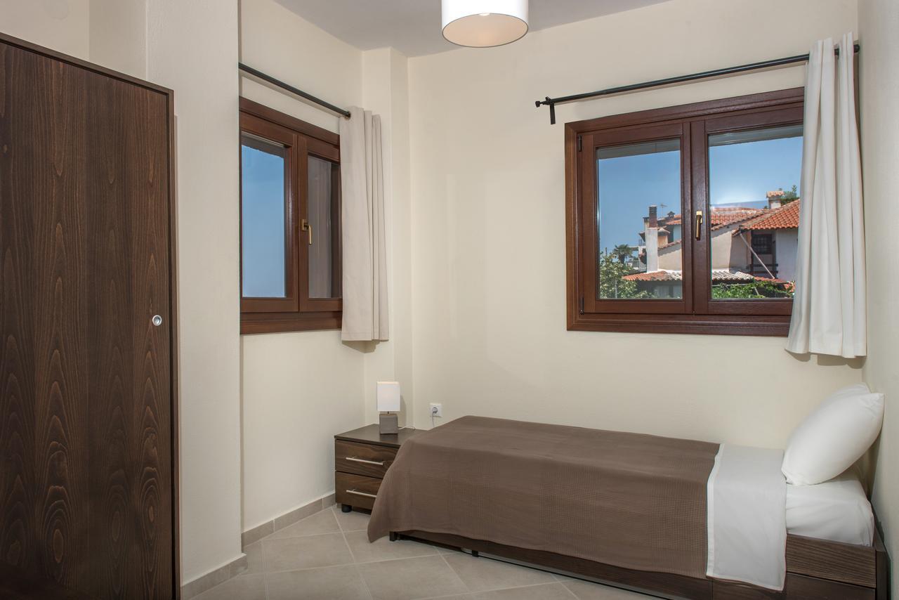 Pleiades Casual Living Apartamento Néa Ródha Exterior foto