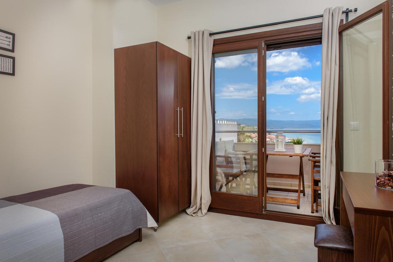 Pleiades Casual Living Apartamento Néa Ródha Exterior foto